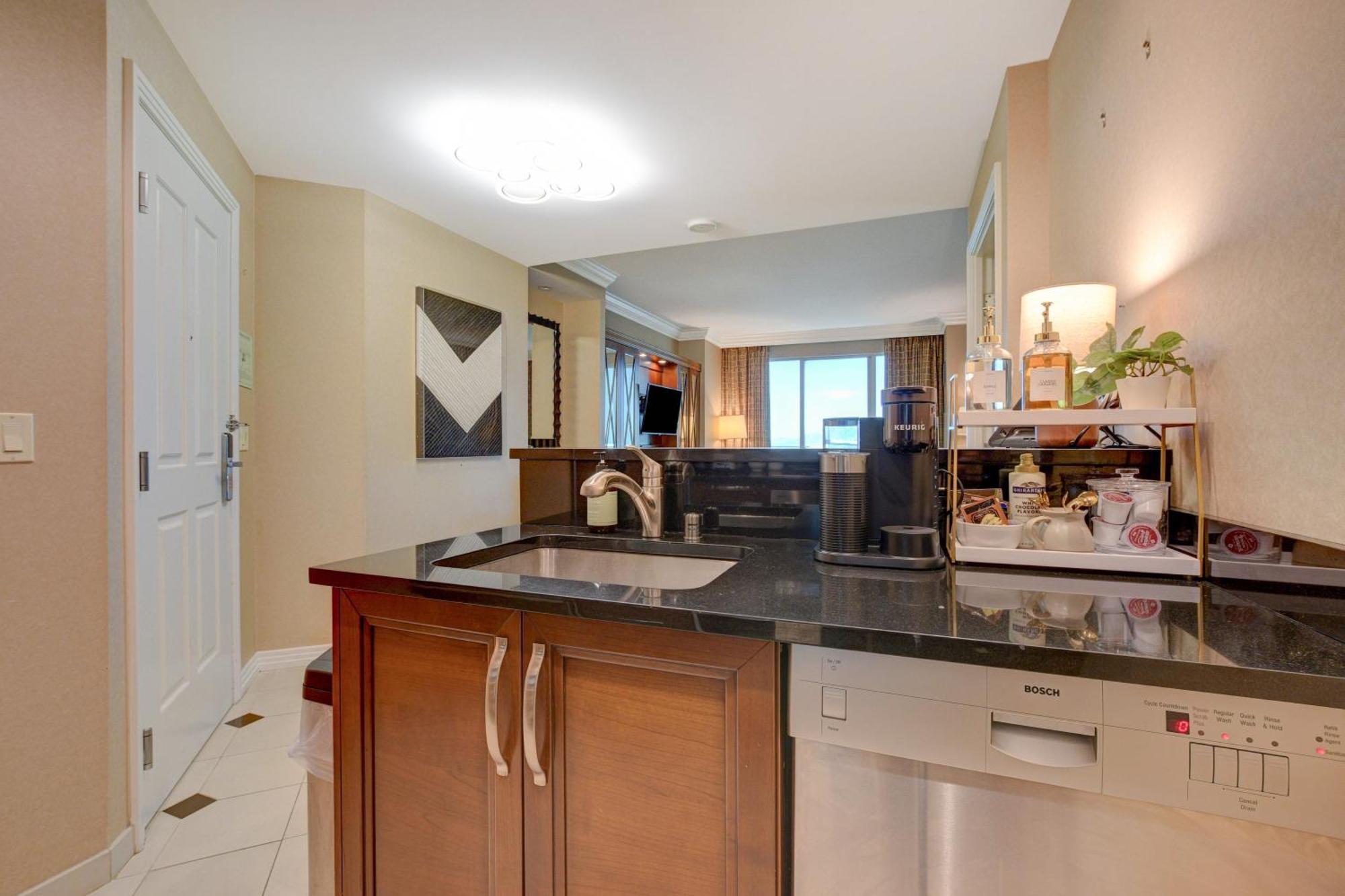 Luxurious 1 Bd/2Bth Premium Suite Mgm Signature W/Balcony Las Vegas Exterior photo